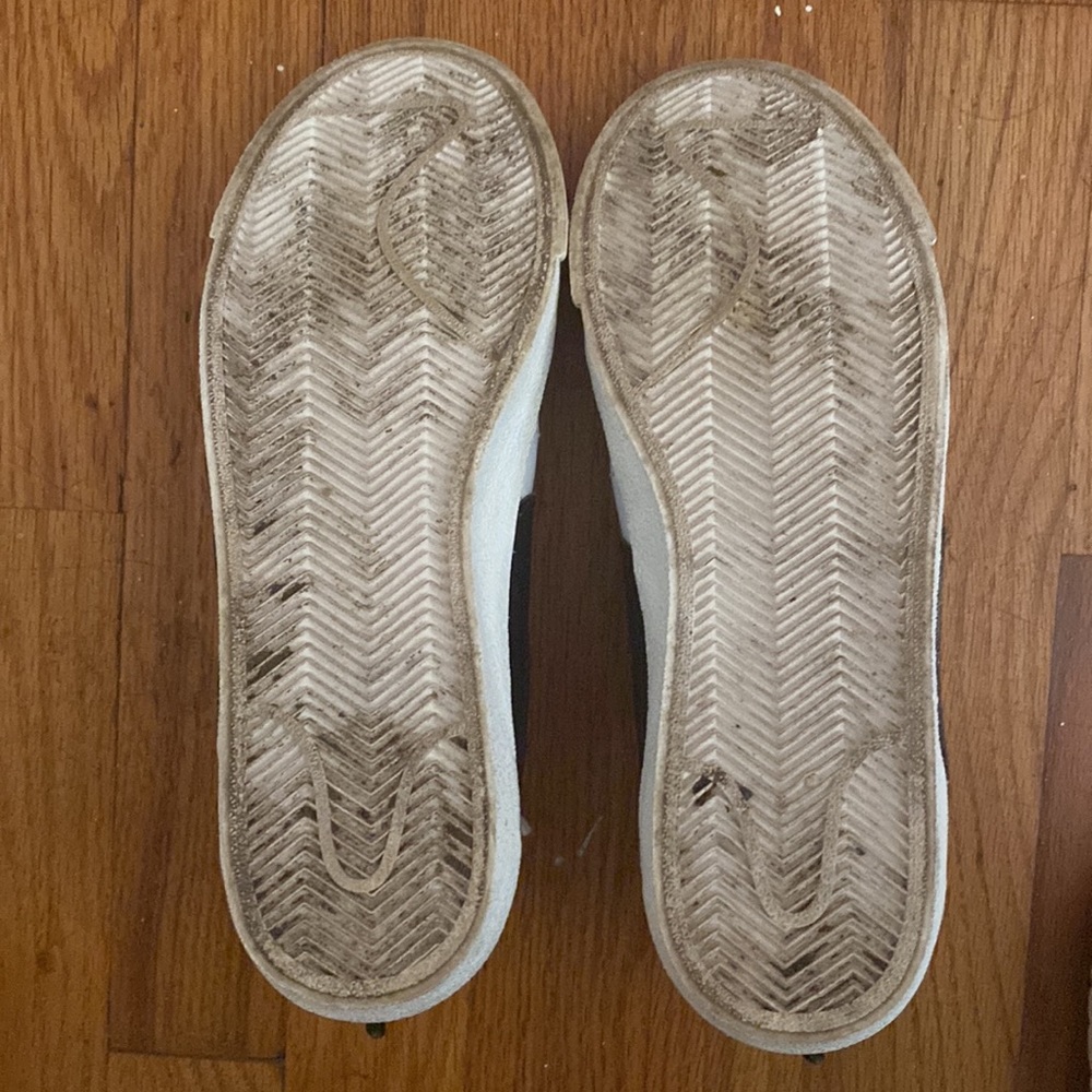 Nike Sneakers - Picture 5 of 5